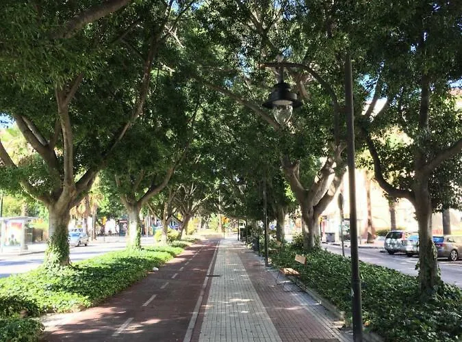 New & Parking Alcazaba Apartament *